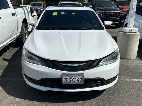 Used 2015 Chrysler 200 S FWD image 2