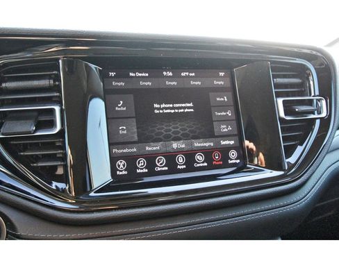 Used 2022 Dodge Durango SXT image 21