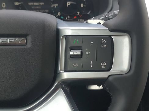 Used 2026 Land Rover Discovery Limited Edition AWD/4WD image 25