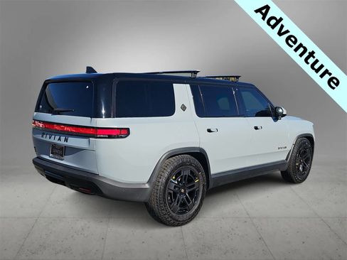 Used 2023 Rivian R1S Adventure image 8