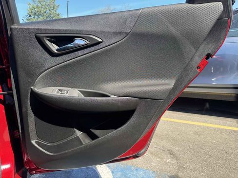 Used 2024 Chevrolet Malibu RS image 32