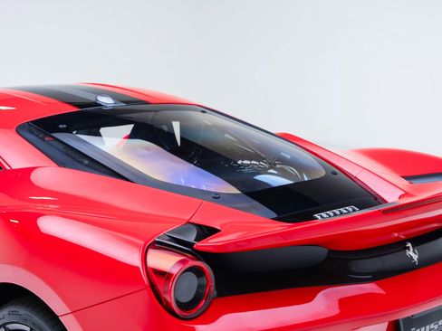 Used 2020 Ferrari 488 Pista Coupe RWD image 53