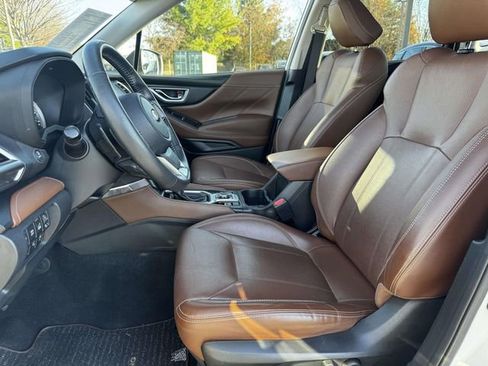 Used 2019 Subaru Forester Touring image 16