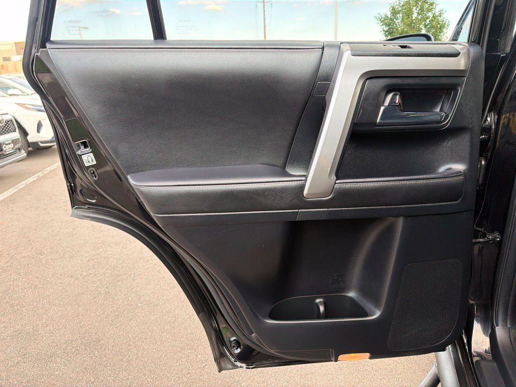 Used 2024 Toyota 4Runner SR5 Premium AWD/4WD image 20