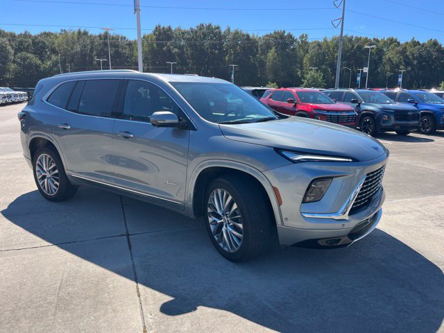 Used 2026 Buick Enclave Avenir w/ Super Cruise Package FWD image 10