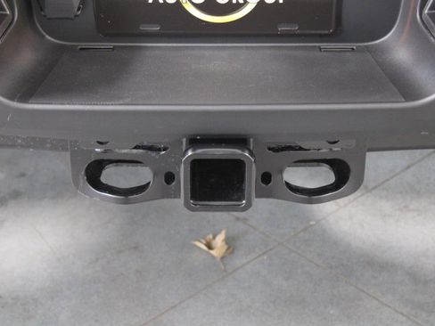 New 2026 Ford F250 Lariat w/ Black Appearance Package image 17