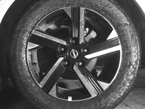 Used 2025 Nissan Sentra SV image 14