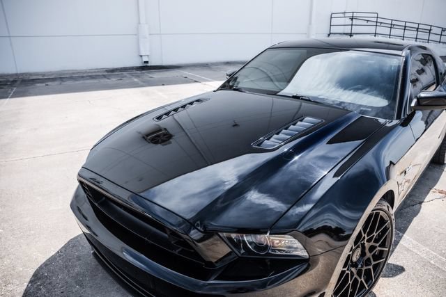 Used 2014 Ford Mustang GT Premium w/ Comfort Package RWD image 21