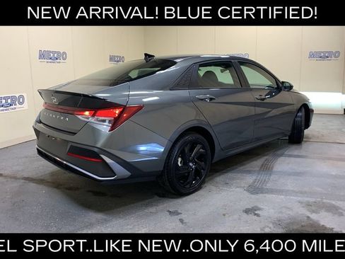 Used 2026 Hyundai Elantra Sport FWD image 3