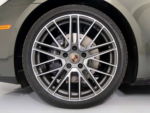 New 2026 Porsche Panamera 4 image 14