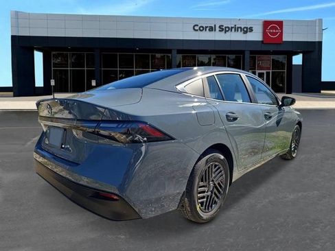 New 2026 Nissan Sentra SV w/ SV Convenience Package FWD image 5
