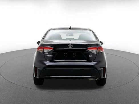 Used 2025 Toyota Corolla LE FWD image 8