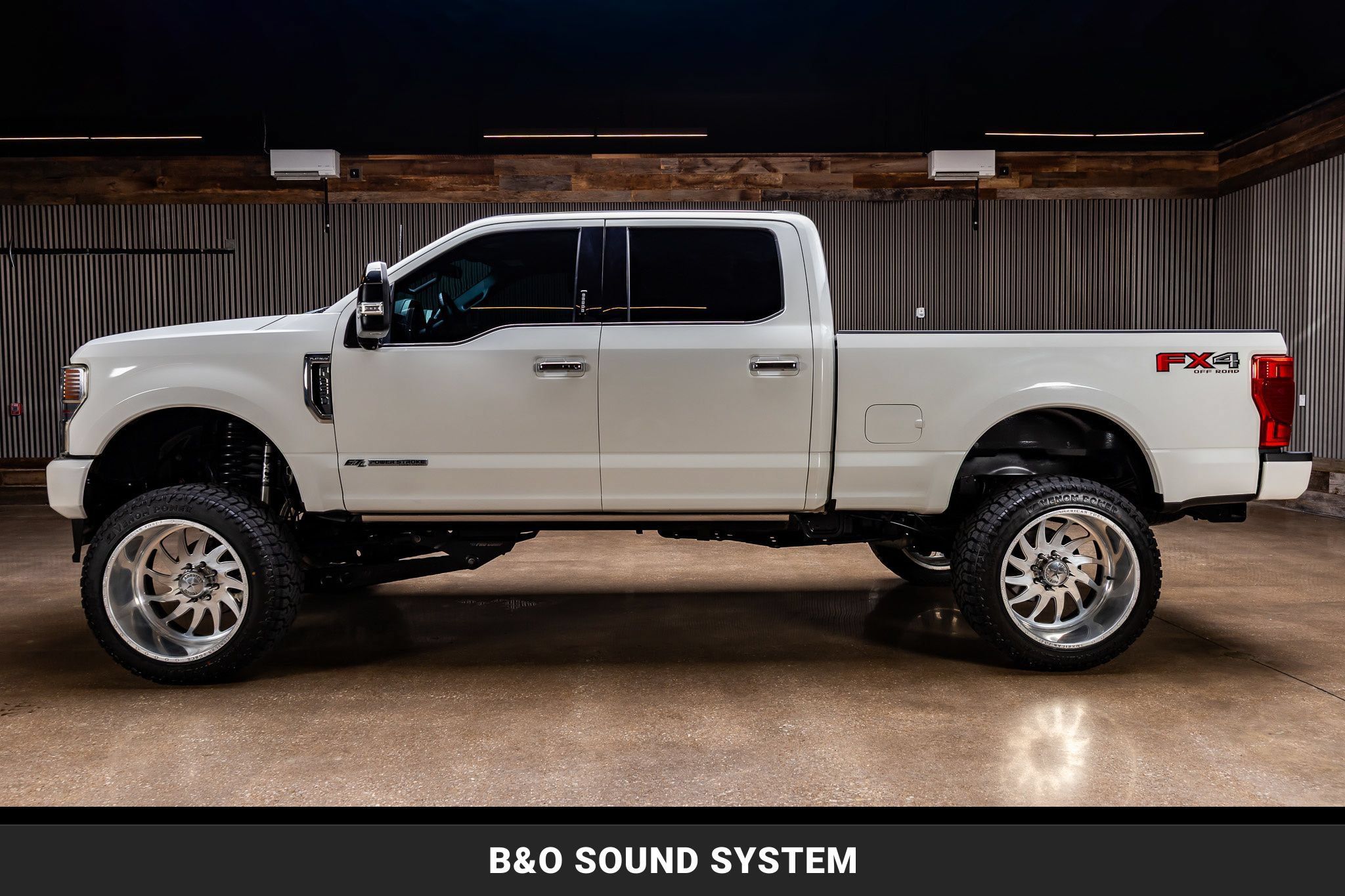 Used 2022 Ford F250 Platinum w/ FX4 Off-Road Package AWD/4WD image 5