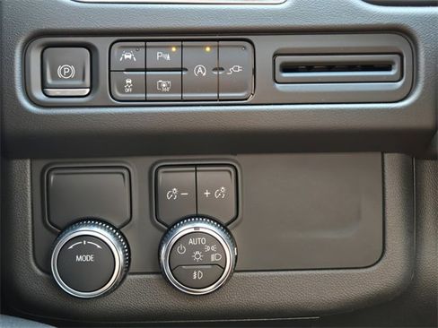 Used 2022 GMC Yukon SLT w/ SLT Premium Package image 25