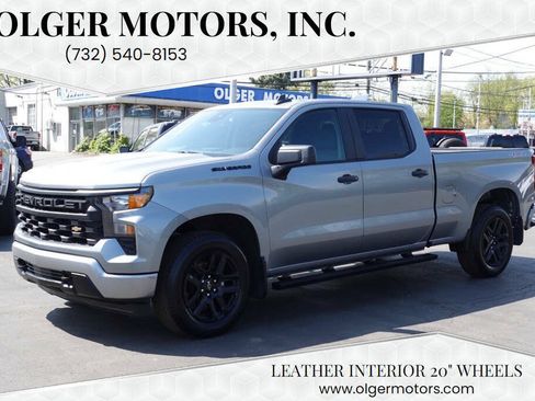 Used 2023 Chevrolet Silverado 1500 Custom AWD/4WD image 1