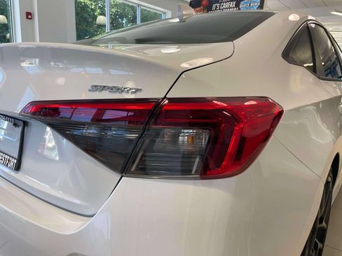 Certified 2024 Honda Civic Sport image 9