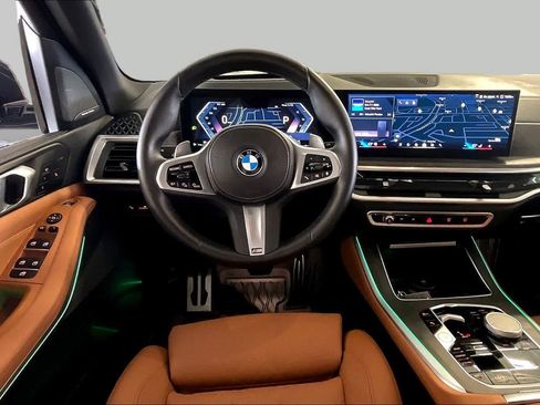 Certified 2024 BMW X5 sDrive40i w/ M Sport Package RWD image 5