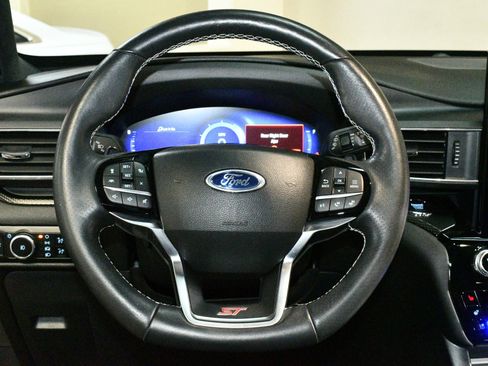 Used 2023 Ford Explorer ST w/ Equipment Group 401A AWD/4WD image 27