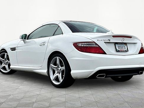 Used 2016 Mercedes-Benz SLK 300 image 13