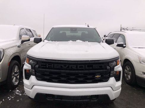 Used 2026 Chevrolet Silverado 1500 Custom image 8