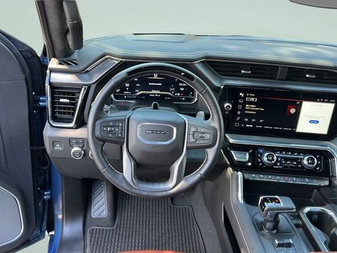Used 2025 GMC Sierra 1500 Denali Ultimate image 15