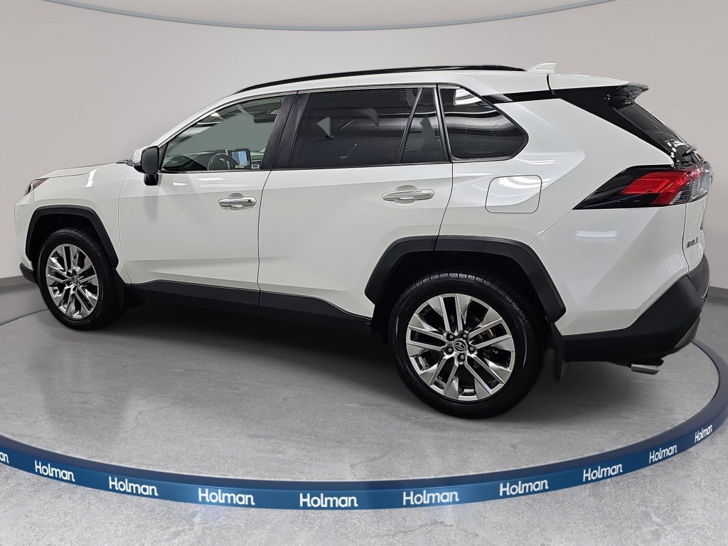 Used 2019 Toyota RAV4 Limited w/ All Weather Liner Package AWD/4WD image 9