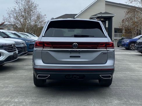 New 2026 Volkswagen Atlas SE image 4