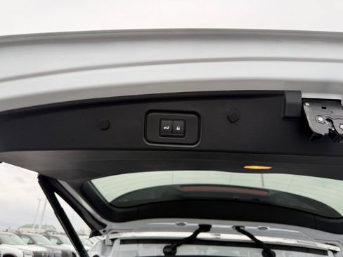 New 2026 Nissan Pathfinder Platinum FWD image 39