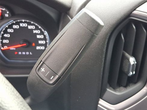 Used 2023 Chevrolet Silverado 1500 Custom image 13