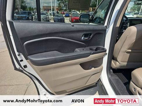 Used 2022 Honda Pilot Elite image 35