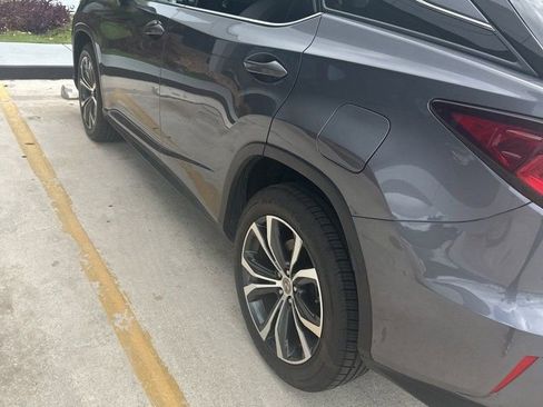 Used 2017 Lexus RX 350 FWD w/ Premium Package image 2