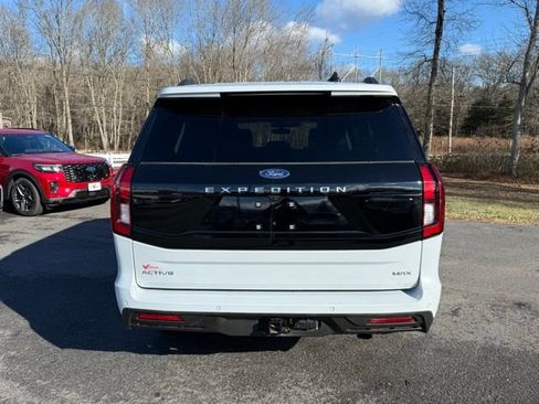 Certified 2025 Ford Expedition Max Active image 5