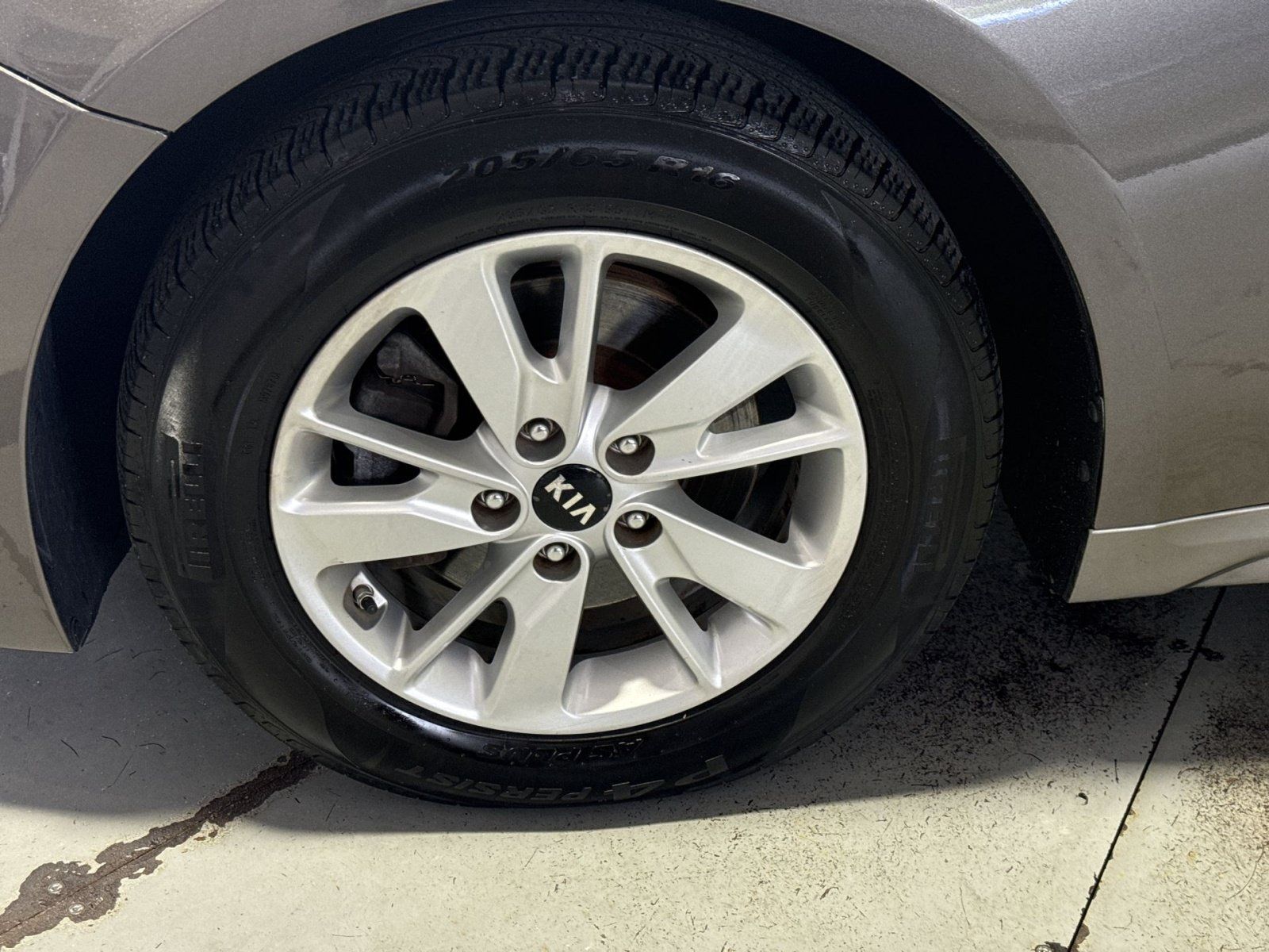 Used 2016 Kia Optima LX FWD image 13