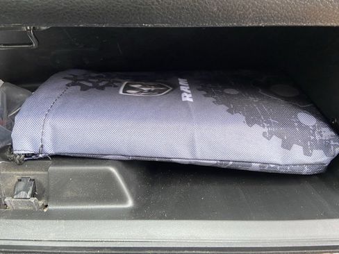 Used 2020 RAM 1500 Tradesman w/ Chrome Appearance Group image 26