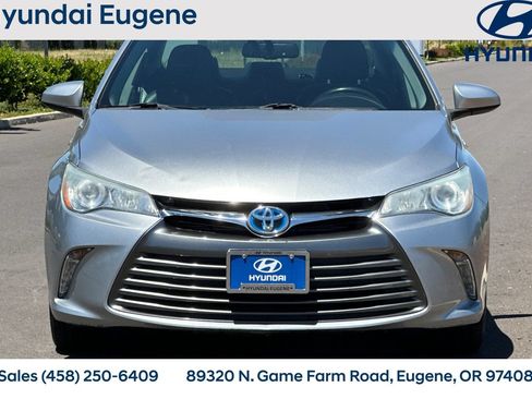 Used 2016 Toyota Camry XLE w/ Moonroof Package FWD image 10