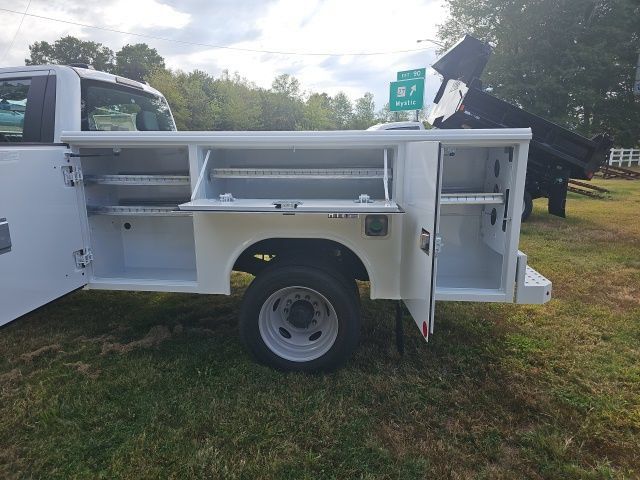 Used 2024 Ford F450 XL w/ Snow Plow Prep Package AWD/4WD image 9