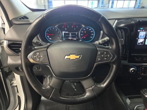 Used 2018 Chevrolet Traverse LT w/ LPO, Blackout Package image 11