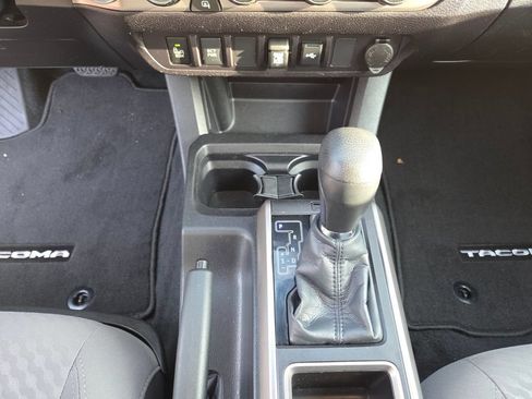 Certified 2023 Toyota Tacoma SR5 w/ Technology Package AWD/4WD image 27