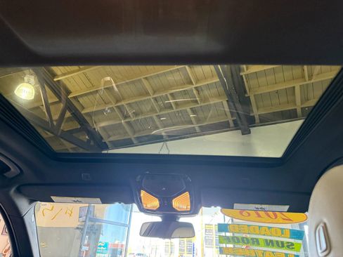 Used 2018 BMW 530e image 12