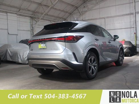 Used 2025 Lexus RX 350h w/ Convenience Package image 12