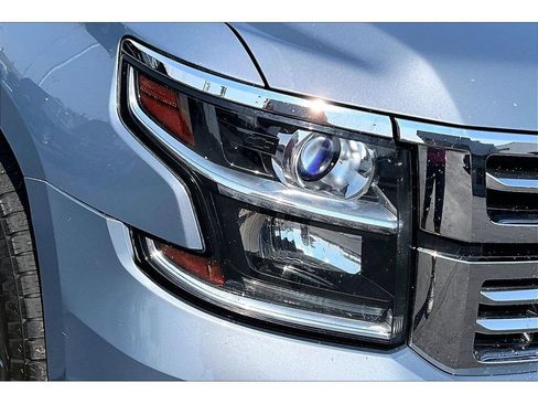 Used 2016 Chevrolet Suburban LT AWD/4WD image 26