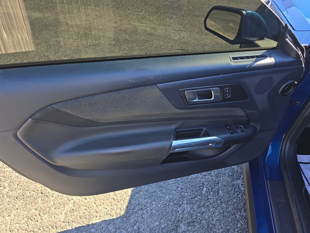 Used 2024 Ford Mustang GT RWD image 12