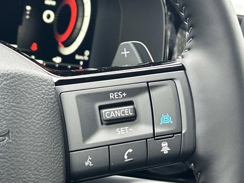 New 2026 Nissan Pathfinder Platinum AWD/4WD image 31