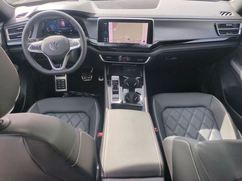 New 2026 Volkswagen Atlas Cross Sport SEL Premium R-Line AWD/4WD image 17