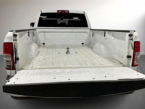 Used 2021 RAM 2500 Big Horn image 7