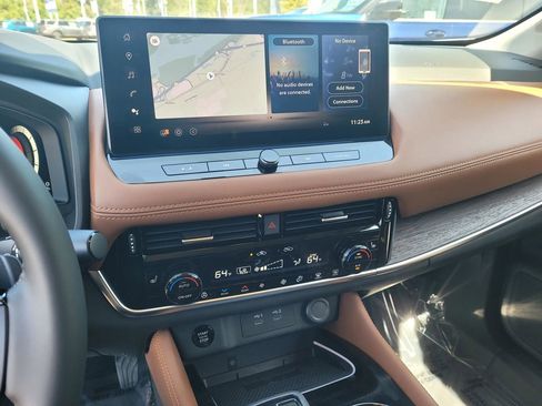 New 2026 Nissan Rogue Platinum w/ Platinum Premium Package AWD/4WD image 14