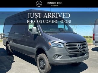 New 2026 Mercedes-Benz Sprinter 2500 video 1
