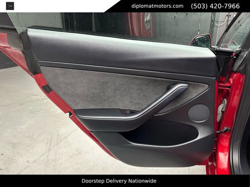 Used 2023 Tesla Model 3 Performance image 24