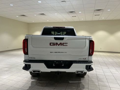 New 2026 GMC Sierra 1500 AT4 w/ AT4 Premium Package AWD/4WD image 4