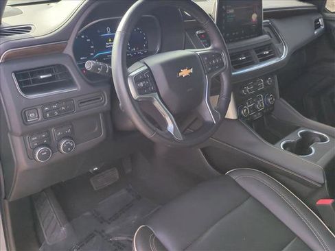 Used 2023 Chevrolet Tahoe Premier AWD/4WD image 10